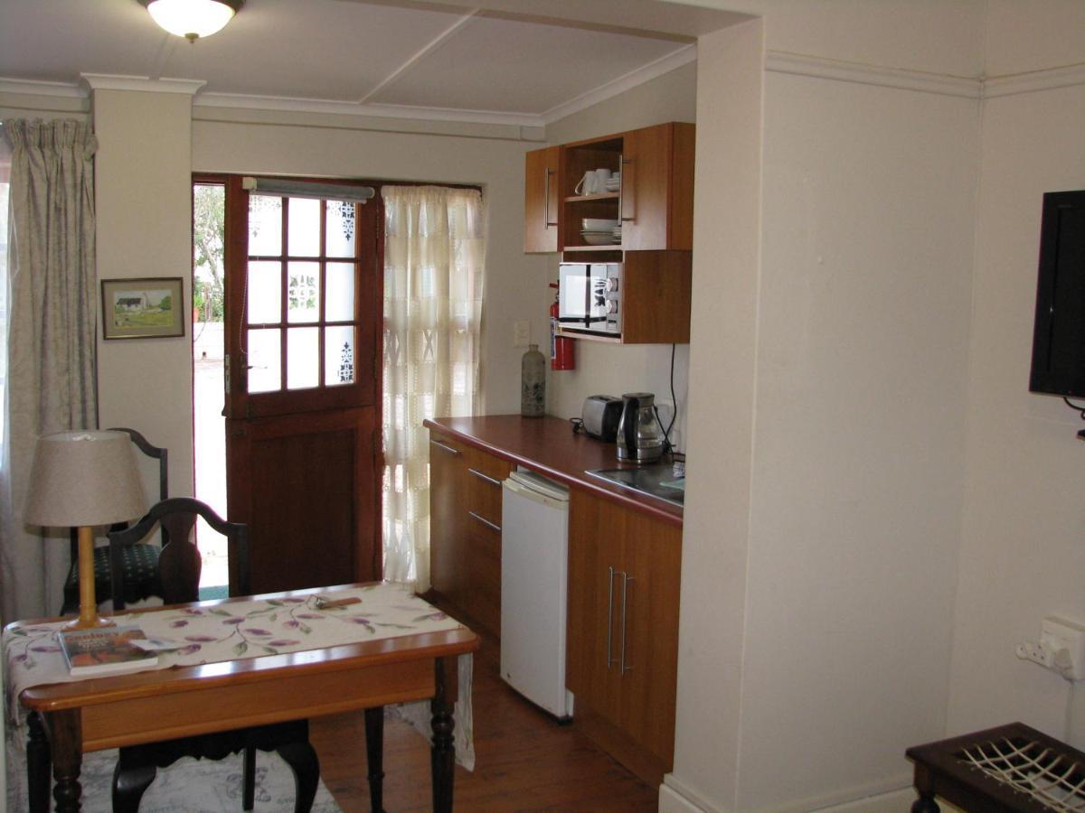 Kaiser'S B&B Grahamstown Buitenkant foto